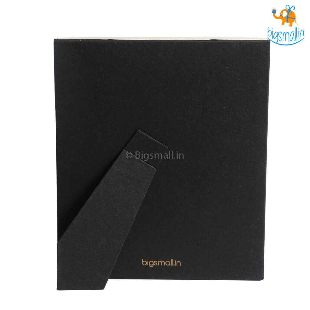 Wooden Antique Photo Frame