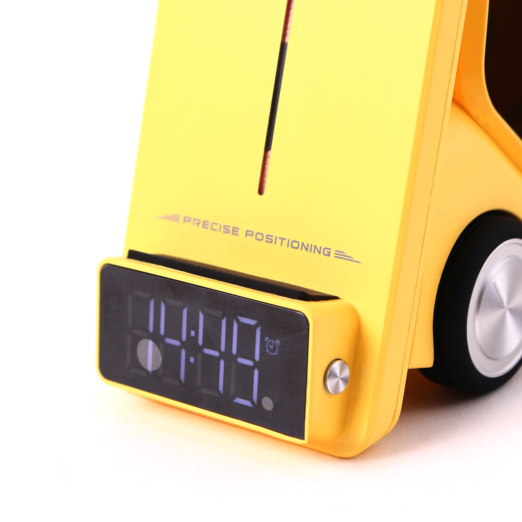 Bigsmall Charge Cruiser - 3 in 1 Wireless Charger with Clock