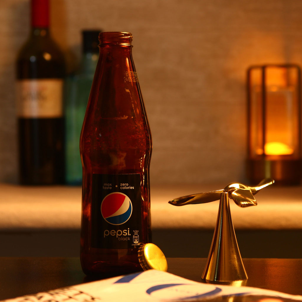 Metallic Desk Balancing Bird