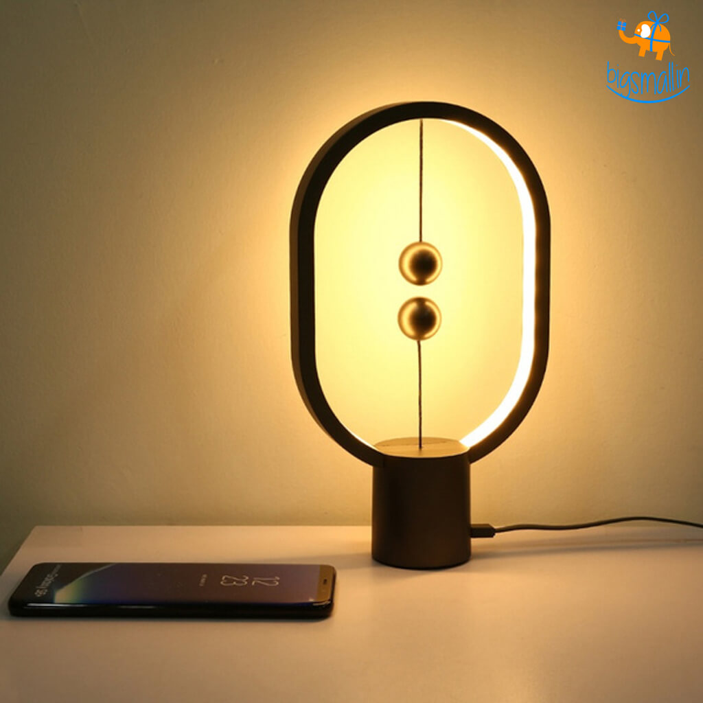 Magnetic Heng Balance Lamp
