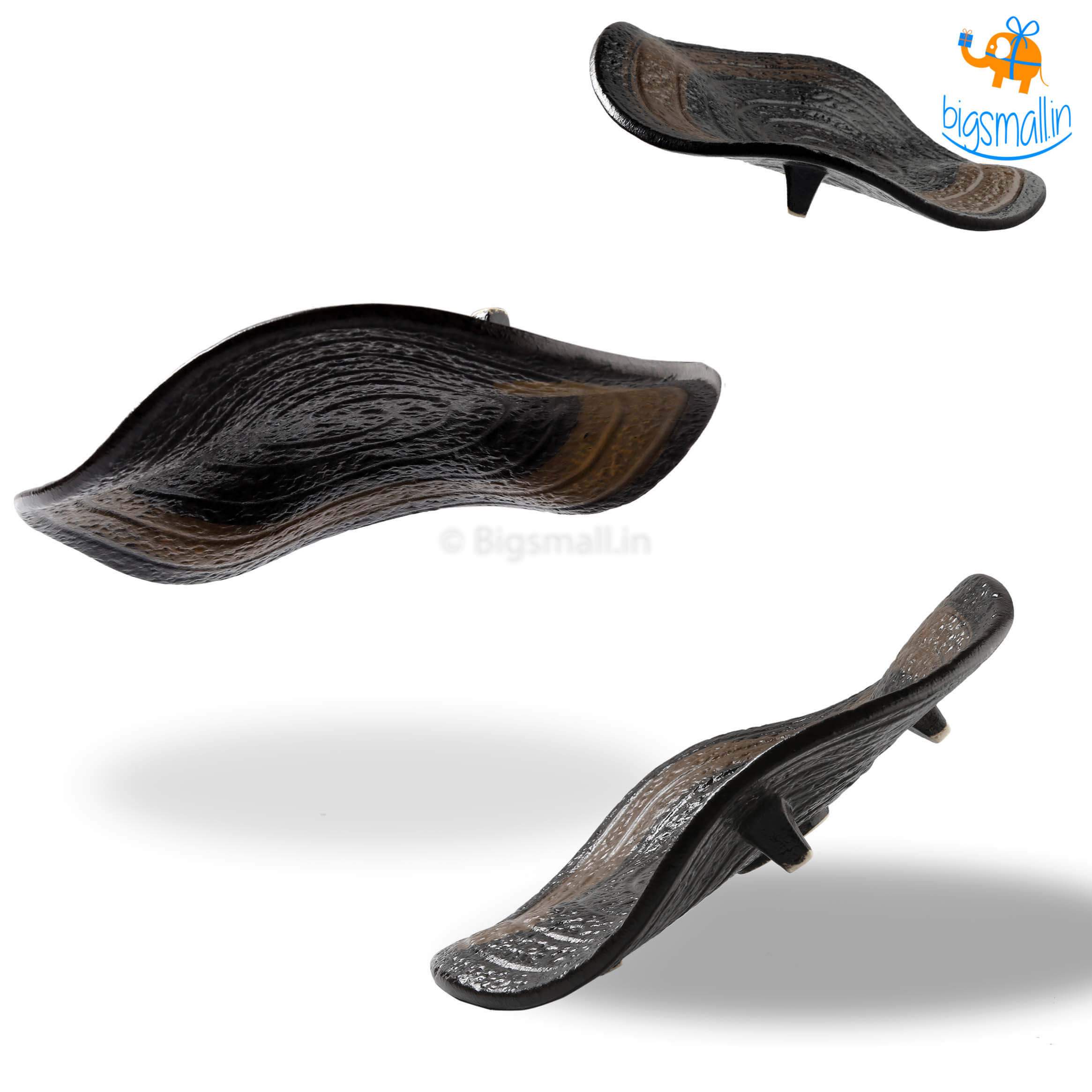 UFO Shaped Artisan Handmade Plate