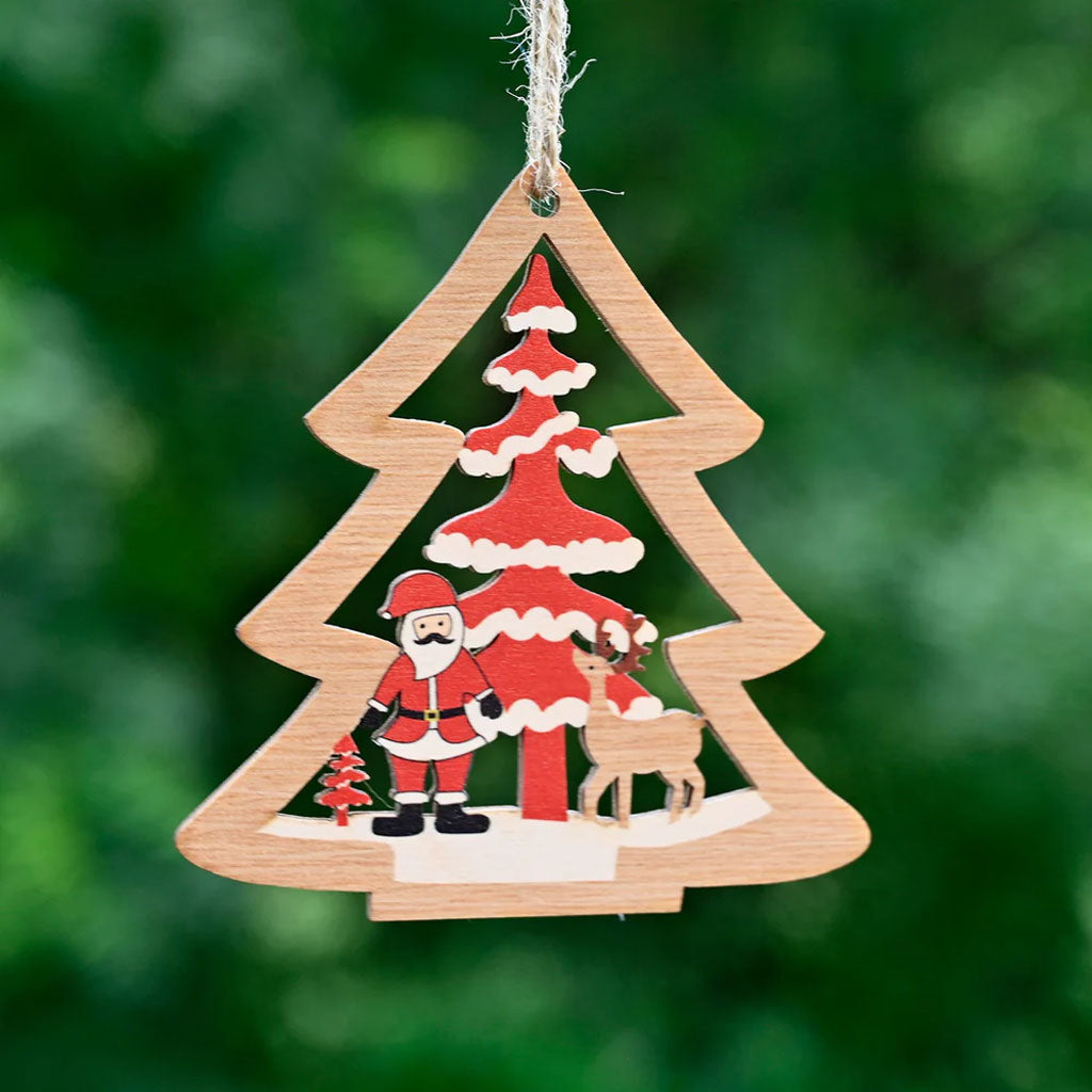 Wooden Christmas Tree Ornament – Santa, Reindeer & Festive Scene